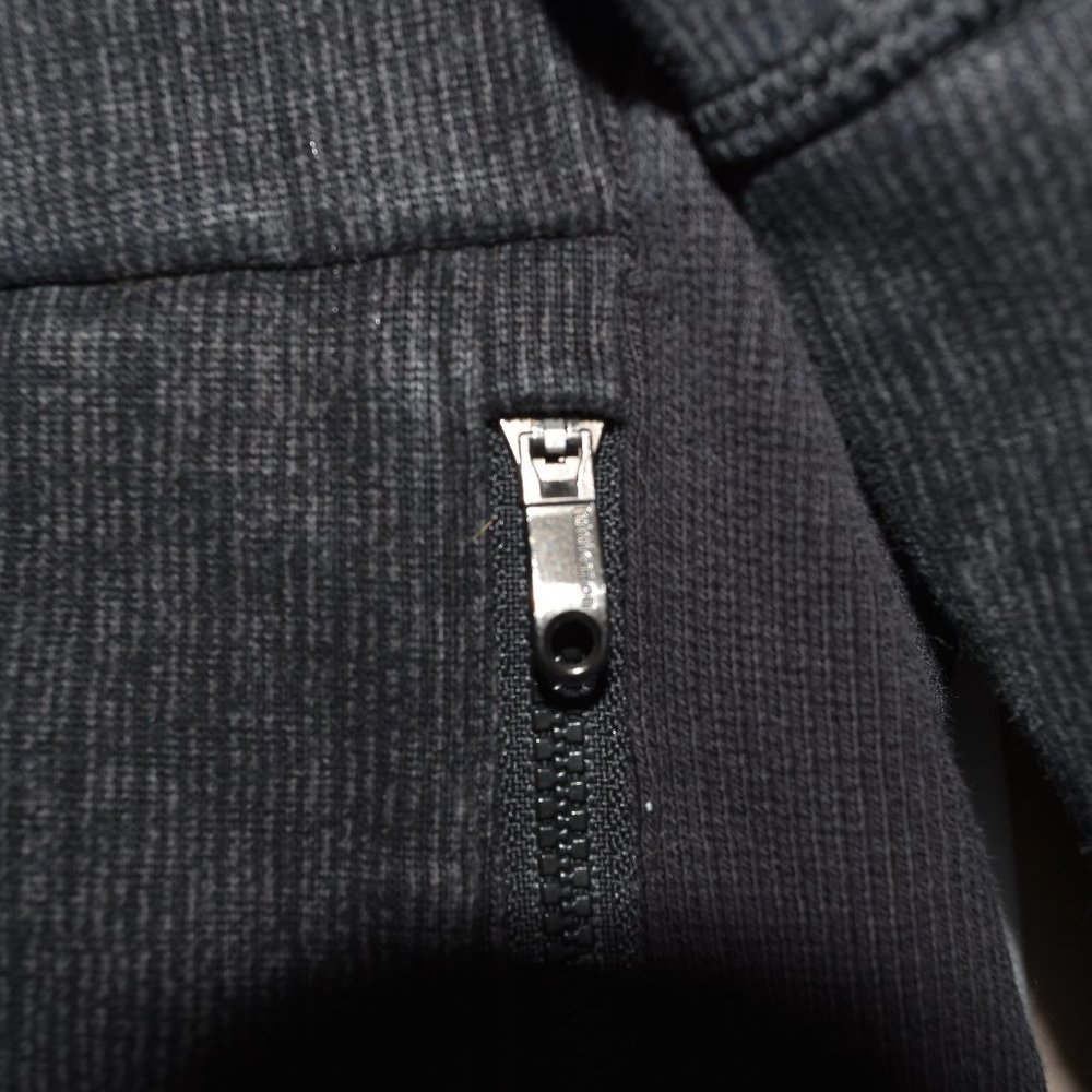 lululemon  jacket - Picture 3 of 6